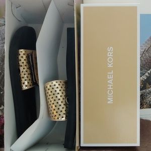 Michael Kors Shoes - Michael Kors Slide.. Michael Kors Shoes - Michael Kors Slide..
